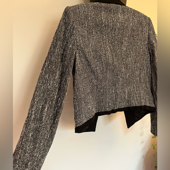 Ann Taylor Cropped Blazer - Picture 4 of 4